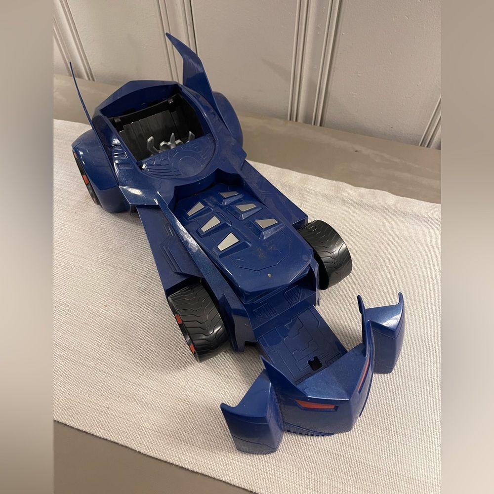 Batmobile‎ - Picture 5 of 7